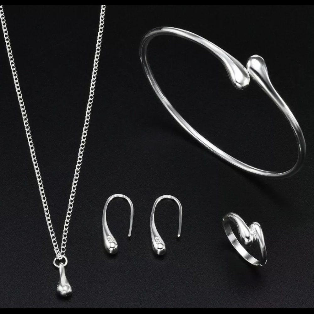 🌟RESTOCKED Drop Sterling Silver set